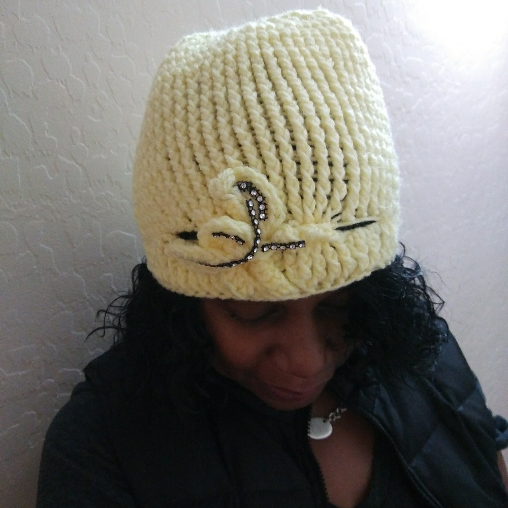 Hat - Picture 8 of 8